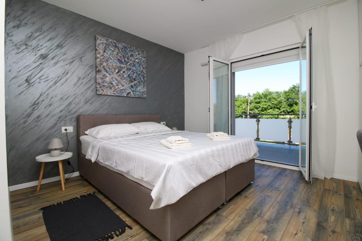 Apartman Nerlovic Porec Bagian luar foto